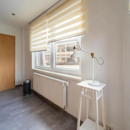 公寓 Retreat With Forest Views *