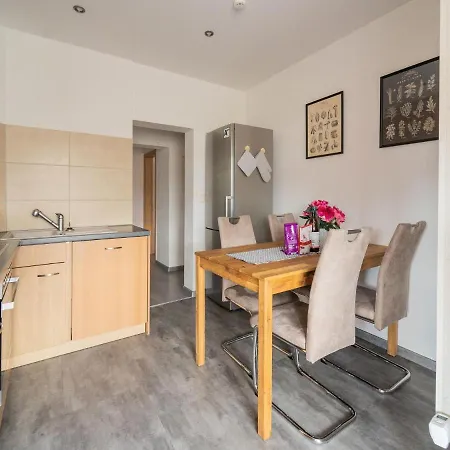 Tasteful In Near Rennsteig Apartment *