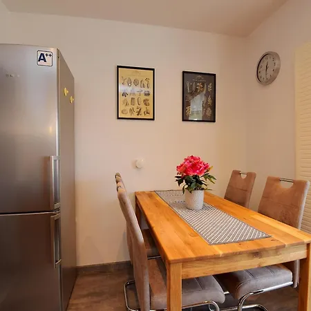 Rueckzugsort Mit Waldblick Daire *