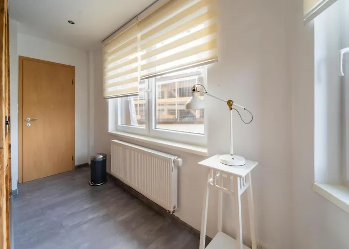 Daire Retreat With Forest Views *