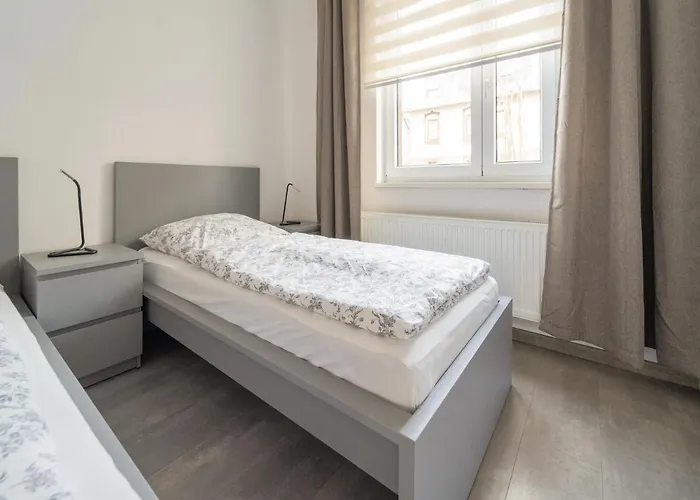 Retreat With Forest Views Daire