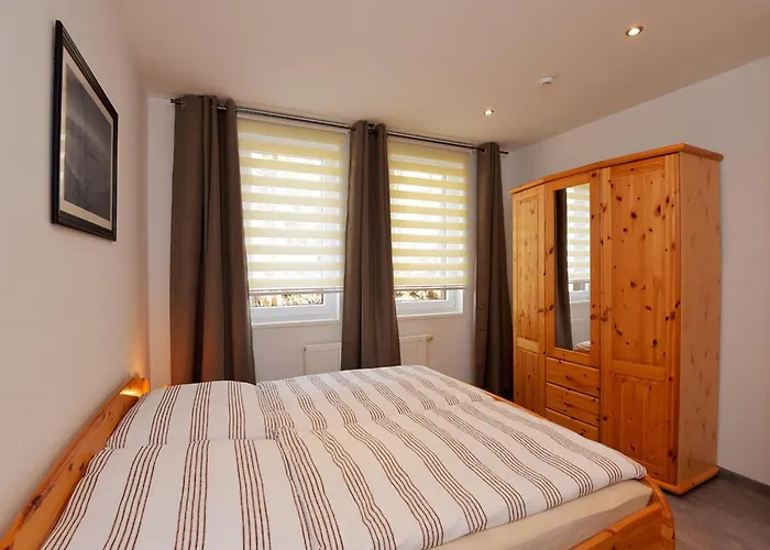 Daire Retreat With Forest Views